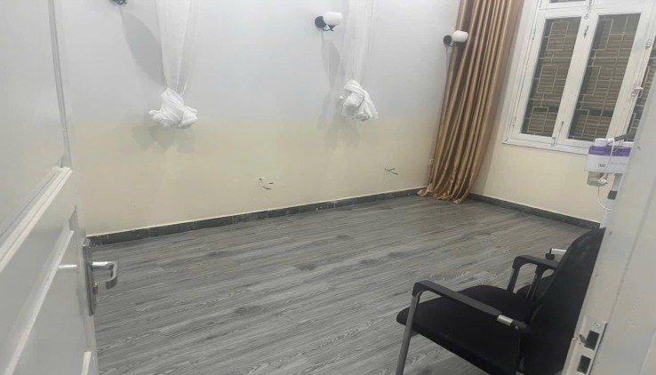 CHO THUÊ NHÀ LÀM SPA, VP, PHÒNG KHÁM, CÀ PHÊ PHỐ LẠC TRUNG, 3 TẦNG, 80M2, 25 TRIỆU.